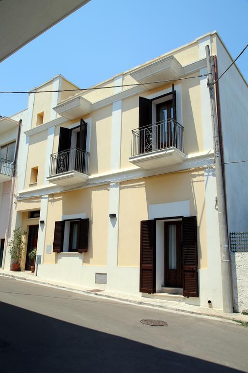 B&B Borgosolare Specchia Bagian luar foto